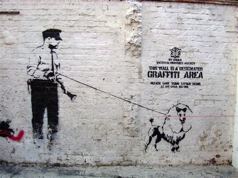 Wie Is Graffitikunstenaar Banksy De Man Achter De Mythen En Geruchten