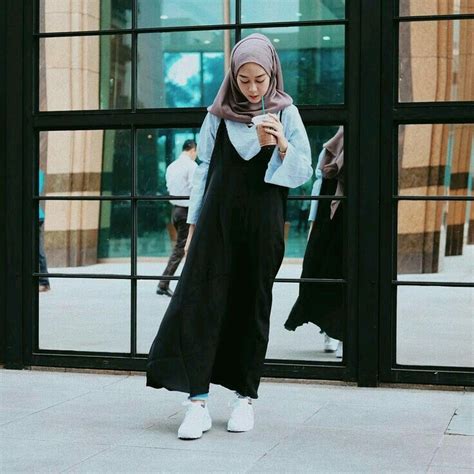 Pin By Esa Tiani On Photos Hijab Style Casual Hijab Fashion Hijab