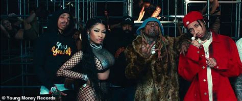 Nicki Minaj Puts On A Raunchy Display In Her New Good Form Remix Music