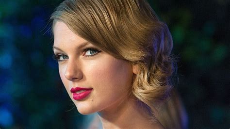 Taylor Swift Granted Restraining Order Sbs News