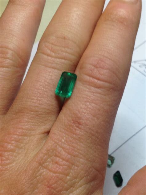 Emerald Gemstone Grading And Buying All In One Guide Ebay
