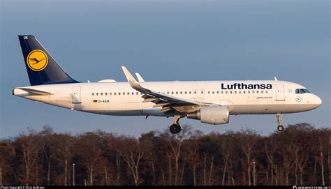 D Aiuk Lufthansa Airbus A320 214wl Photo By Chris De Breun Id