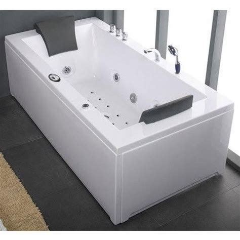 Jacuzzi bathrooms london from £ 485, commercial road, aldgate, london e1. White Jacuzzi Bath, Omni Pools & Spas Private Limited | ID ...