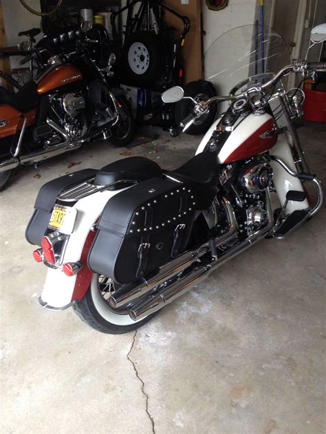 Compare the softail deluxe vs heritage softail classic on carandbike to make an informed buying decision as to which bike to buy in 2020. Softail Deluxe vs. Heritage Classic (2018 or 2019) - Page ...
