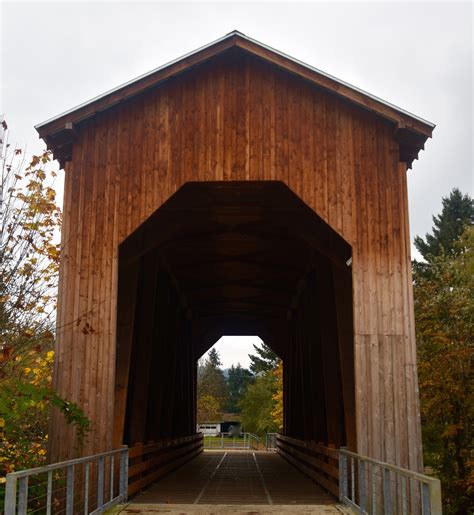 Lane County Oregon Covered Bridges Waterfalls And Wine The Maritime