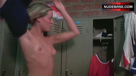 Lisa Reeves Nude In Locker Room The Pom Pom Girls Nudebase Com