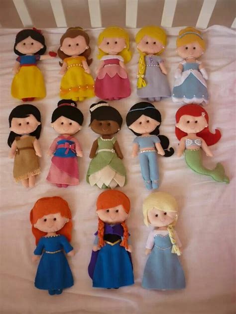 Princesas Disney Felt Dolls Felting Projects Felt Toys