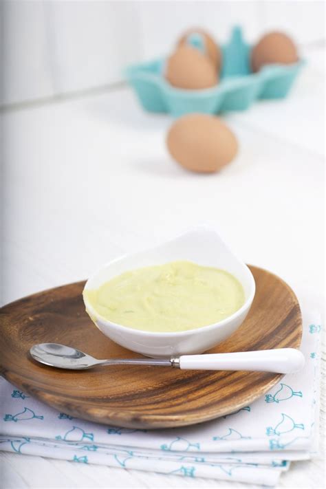 Since it is easy to digest, they are great weaning food. Egg yolk + avocado baby food puree | Recipe | Food, Baby ...