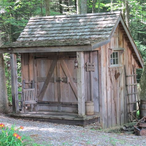 20 Rustic Garden Shed Pictures
