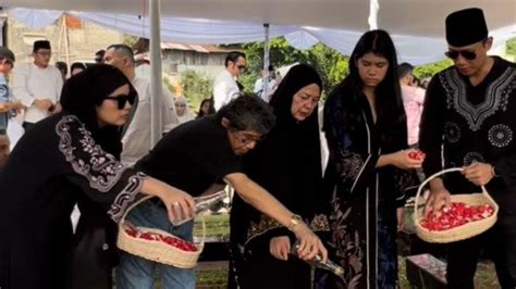 Agus Yudhoyono Sampaikan Kabar Duka Kakak Annisa Pohan Meninggal Dunia