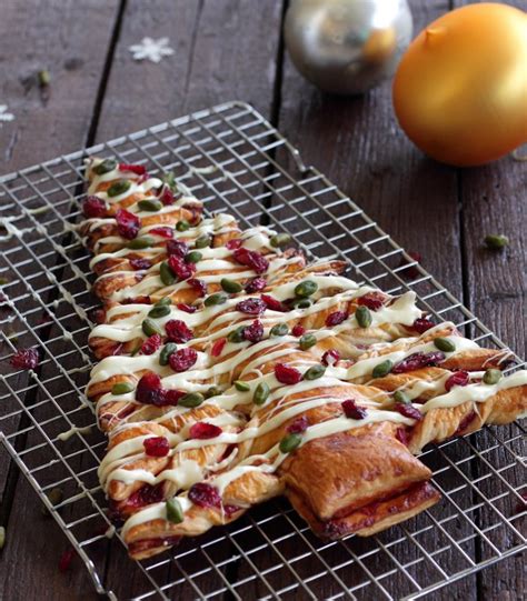 Recepten Voor De Feestdagen Bladerdeeg Kerstboom Met Cranberries