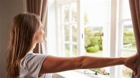Die optimale luftfeuchtigkeit in unterschiedlichen wohnräumen. 5 Tipps gegen Feuchtigkeit in der Wohnung - Besser Gesund ...