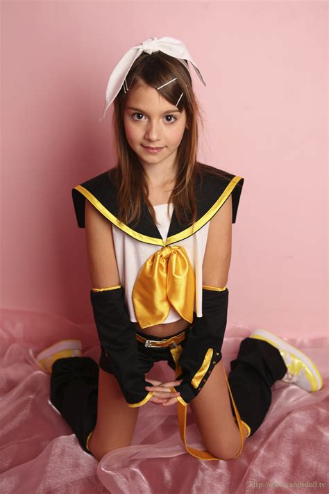 The Big Imageboard Tbib 1girl Child Cosplay Kagamine Rin Kagamine