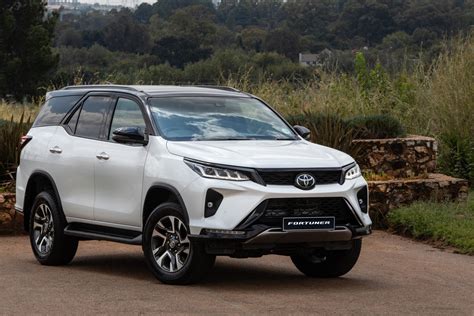 Toyota Fortuner 2023 Launch Review