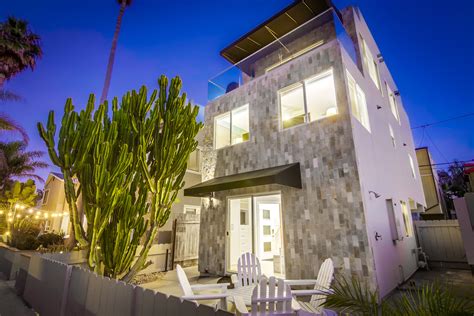 Modern Beach House Steps To Beach W Rooftop Deck Houses For Rent In
