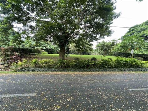 975 Sqm Residential Lot For Sale In Plantation Hills At Tagaytay Midlands