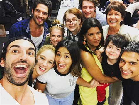 Jane The Virgin Cast Jane The Virgin Photo 40608818 Fanpop