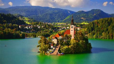 Bled Lake And Castle Borghese Tours
