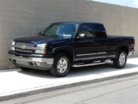 Sell Used 2005 Chevrolet Silverado 1500 Z71 4wd Extended Cab Pickup 5
