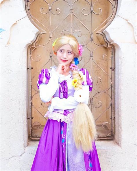 Kanaさんのインスタグラム写真 Kanainstagram「ㅤ ㅤ Disney Halloween 2019 仮装まとめ👸🏼💭💖 ㅤ ㅤ ㅤ ♡1 シンデレラ 実写 ♡2