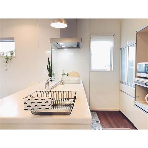 a is more than b. m.tfy今日は雨で薄暗い室内です。 雨なので息子と1日お家かな ...