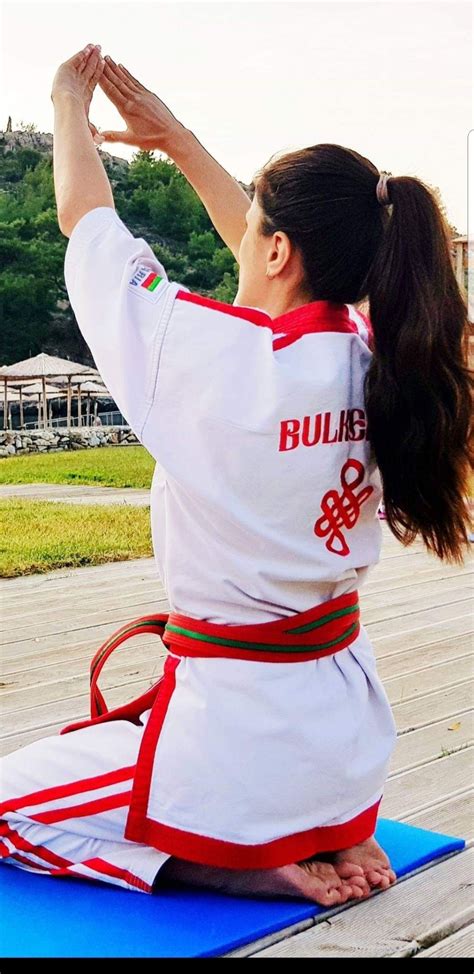 pin by neil shah on amazing female martial artists martial arts women martial arts girl
