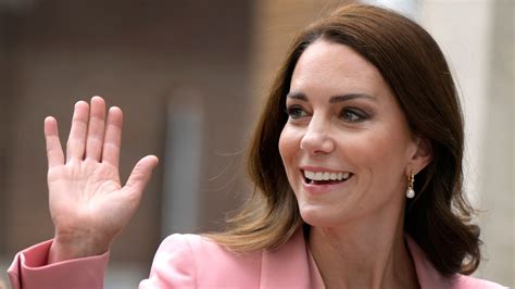 How Kate Middleton Mastered Her Role Insights From A Body Language Expert World News