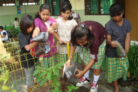 Ungaran barat, semarang, jateng 50511, telp: SD NEGERI MUKTIHARJO KIDUL 01: FOTO KEGIATAN ADIWIYATA DI ...