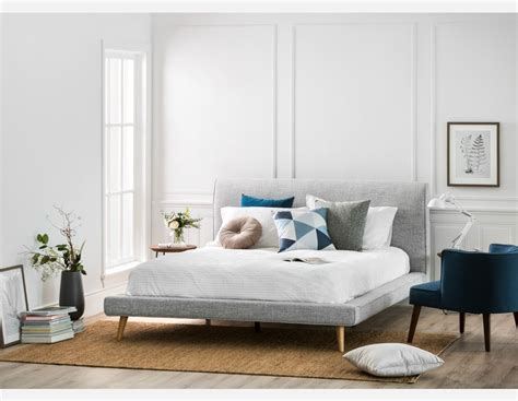grand lit rembourré Gris GERALDINE  Structube in 2020  Modern bedroom