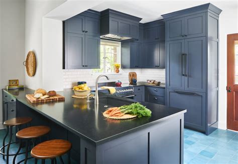 5 Countertops That Look Beautiful In A Dark Blue Kitchen Black