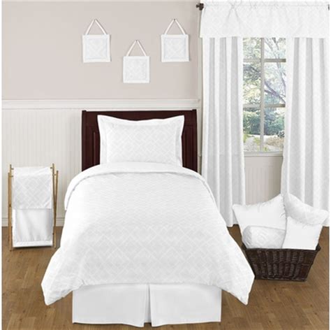And since many of our comforters and comforter sets are reversible and machine washable, taking proper care of your bedding is a breeze. Diamond White 4PC Twin Comforter Set - Townhouse Linens