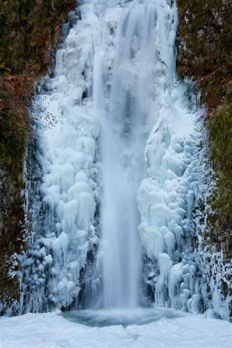 Frozen Multnomah Falls Oregon Natural World Pinterest