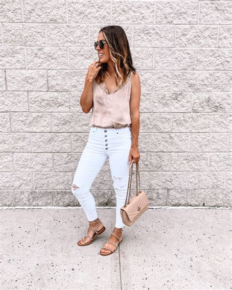 Neutral Date Night Outfit Idea Mrscasual Date Night Outfit Night