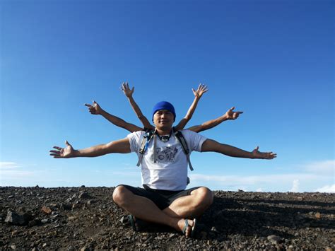 Pertama ada gunung marapi (dikenal juga dengan nama merapi atau berapi). PAKEJ PERCUTIAN BUKITTINGGI - PADANG: PAKEJ PERCUTIAN KE ...