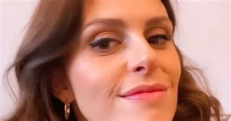 strictly come dancing s ellie taylor shows off natural beauty in bare faced snaps trendradars