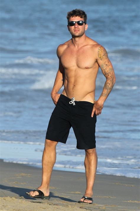 Hot Guys At The Beach Hot Celebrities At The Beach Pictures Free