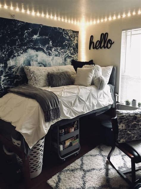 39 Cute Dorm Rooms We’re Obsessing Over Right Now By Sophia Lee College Bedroom Decor Cool