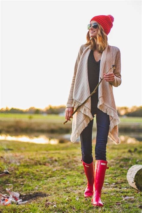 Outfits With Bunter Boots 20 Ways To Wear Hunter Boots