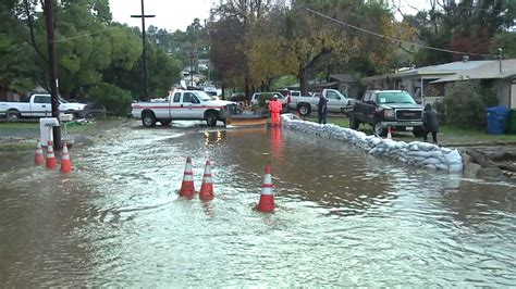 Heavy Rain Causes Street Flooding Traffic Accidents Fox 5 San Diego