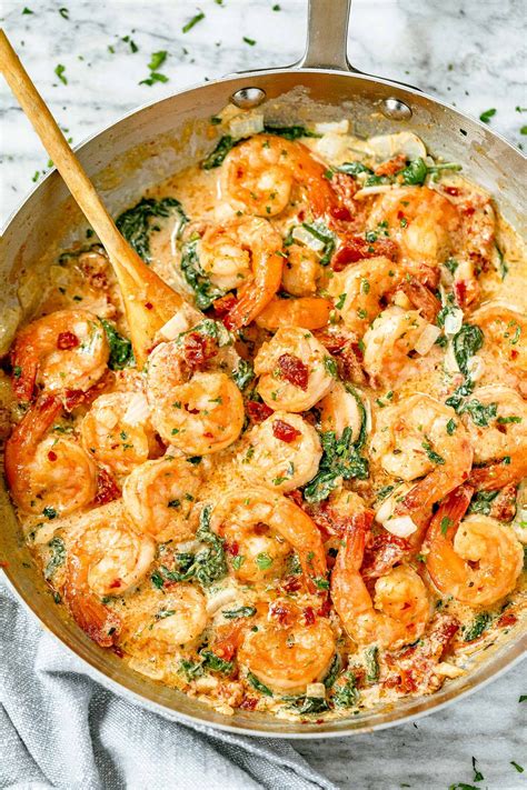 10 Minute Creamy Garlic Spinach Shrimp Shrimp Spinach Eatwell101