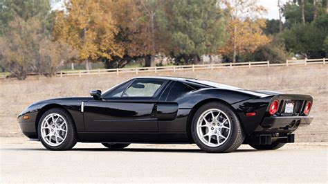 A 2005 Ford Gt The First Modern American Supercar Heads To Auction
