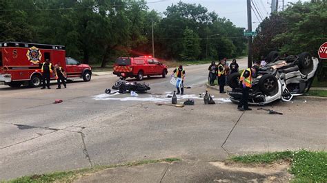 1 Killed 1 Hurt In Collision Involving Motorcycle Suv