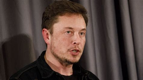 elon musk says sorry starts acting like a real ceo ndtv gadgets 360