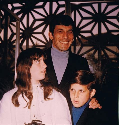Leonard Nimoy With His Daughter Julie Nimoy And His Son Adam Nimoy 😁🖖