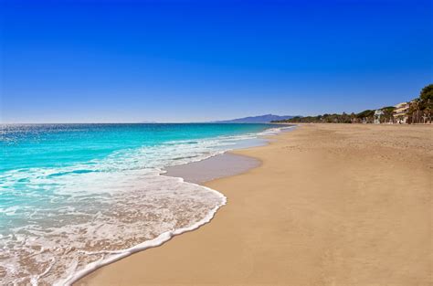 Playas Y Pueblos En La Costa Daurada La Fachada Marítima De Tarragona
