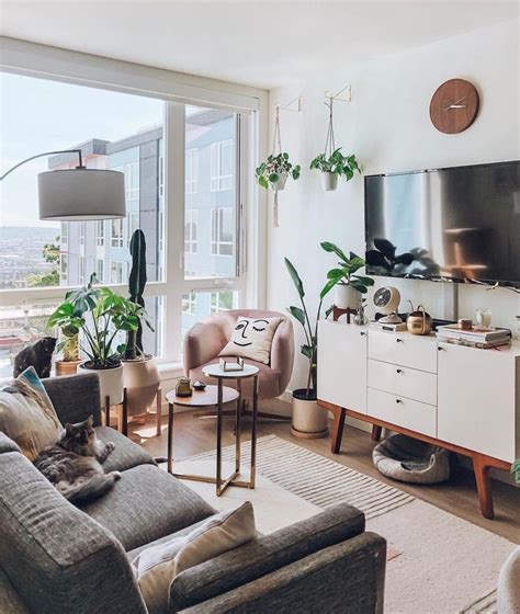 Brilliant Living Room Minimalist Livingroomminimalist In 2020 Small