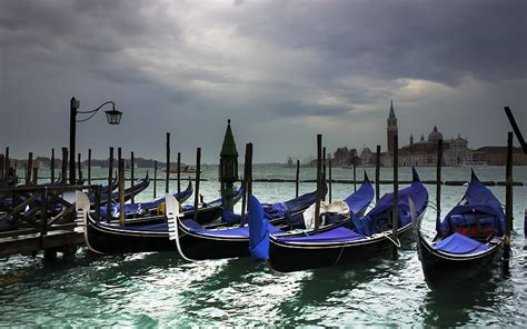 Laguna Venneta Gondolas Venice Cloudy Boats Commercial Hd