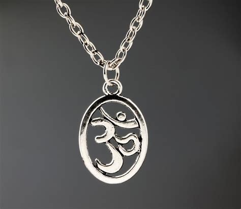 Hinduism Yoga Aum Om Necklaces Vintage Alloy Jewelry Antique Silver