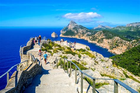 Cap de Formentor in Mallorca - Experience the Views From a Rugged Cape