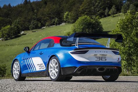 Alpine A110 R Gt Delecour Absolviert Test Video Addicted To Motorsport